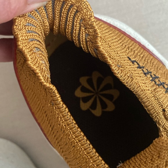 NEW Nike Space Hippie 04 Wheat Dark Beetroot (Women's) - Picture 13 of 16